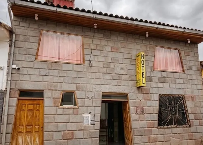 Hotel Villa Maras *